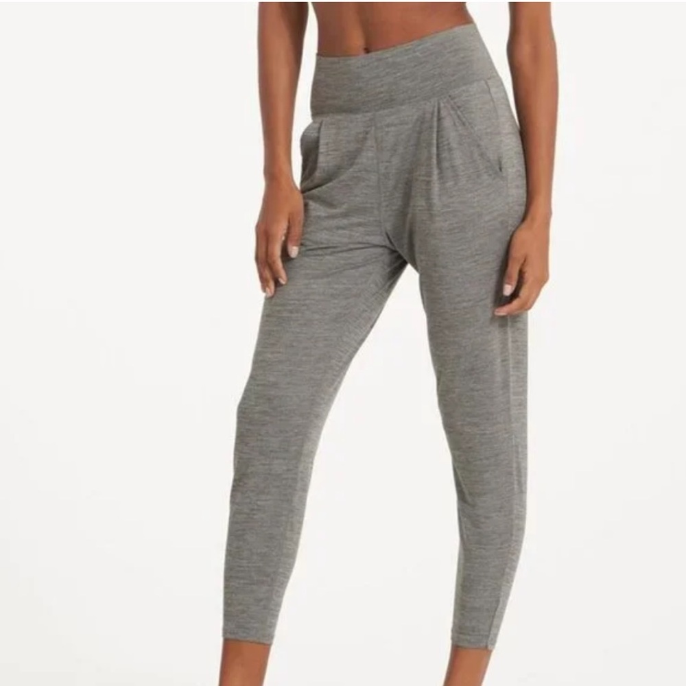 Vuori Lux Harem Heather Grey Pant